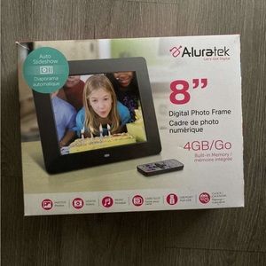 AluraTek Electronic Photo Frame